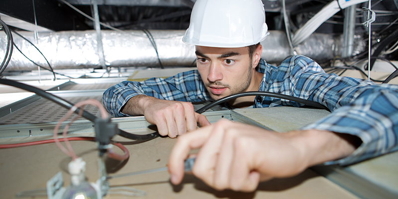 what-does-it-take-to-become-an-electrician-mountain-view-mirror